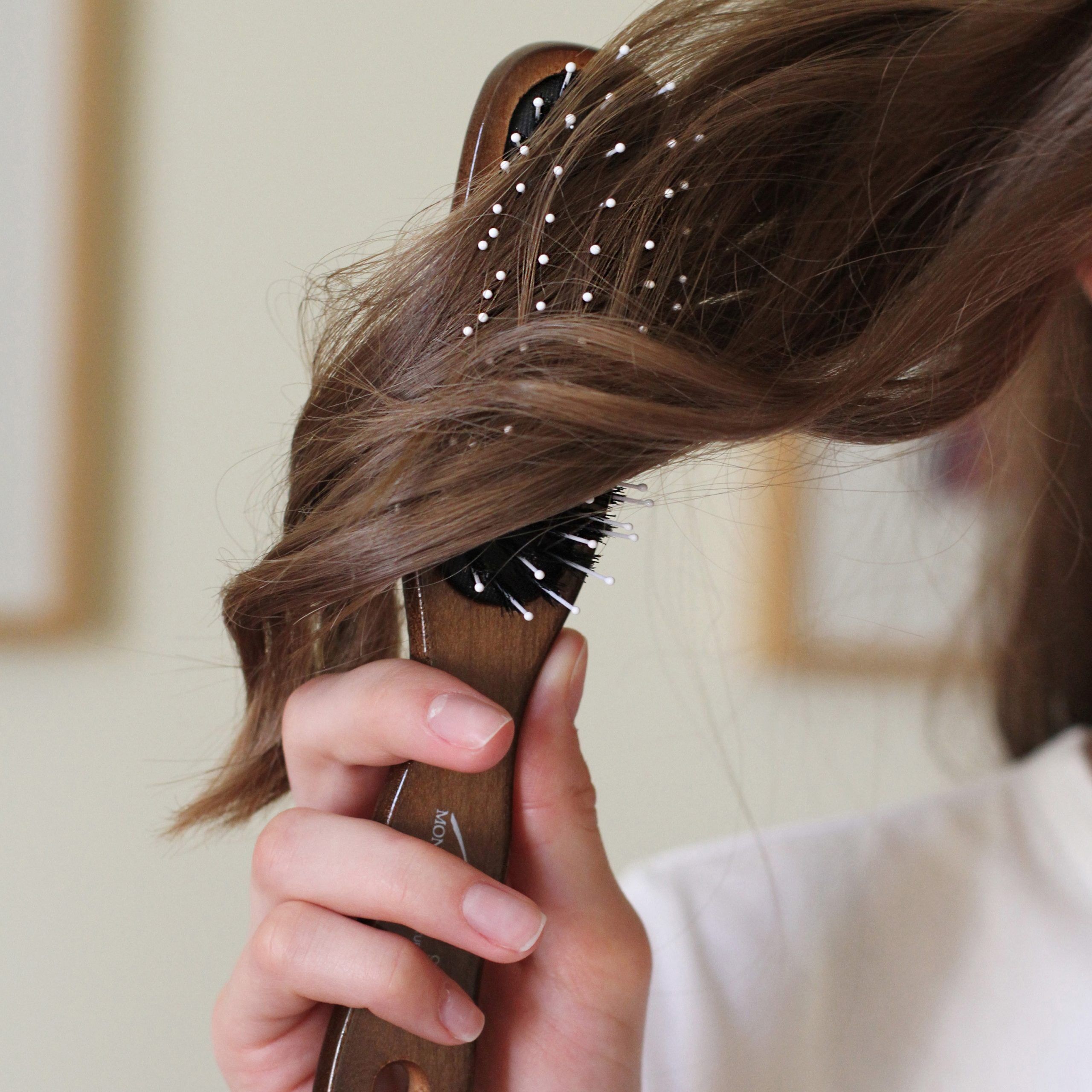 Mont Bleu Wood Hair Brush with Boar Bristles and Swarovski Crystals - Corals